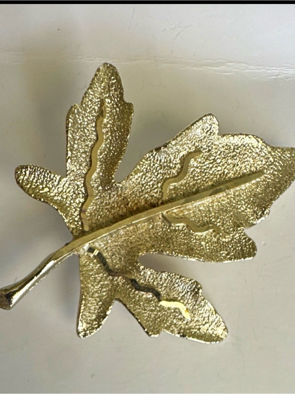 Vintage 1940/50’s BSK Silver Tone Textured Leaf Brooch Pin Signed Mid Century.